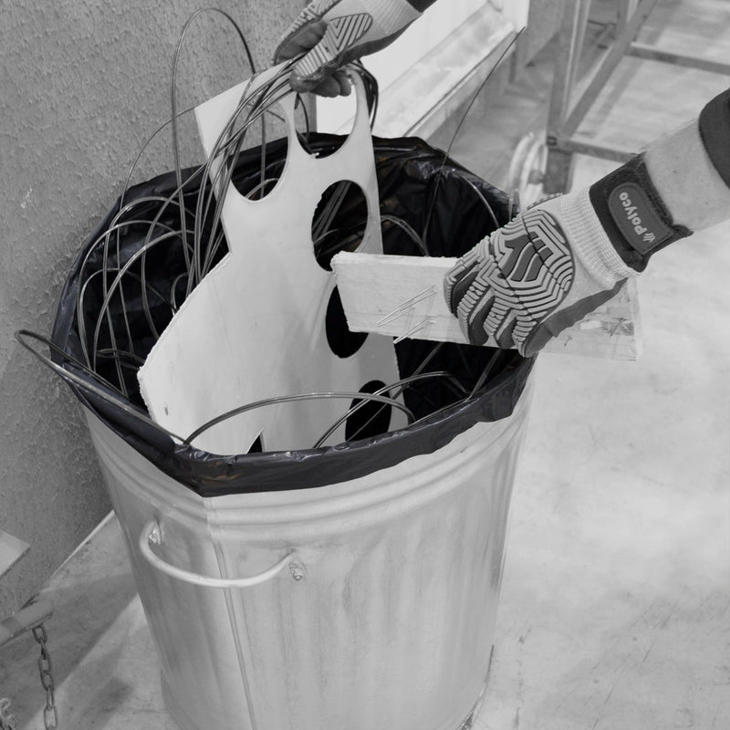 GWH2 Black Extra Heavy Duty Sacks in a Pack (90L), 200 sacks per case