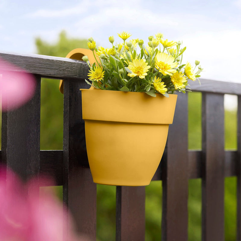 Elho Vibia Campana Easy Hanger - Honey Yellow (Small) | www.theglovestore.co.uk