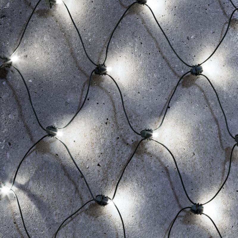 NOMA 'Fit &amp; Forget' 240 Battery Operated LED Net Lights - White | www.theglovestore.co.uk