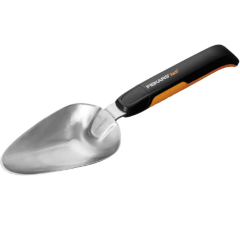 Fiskars Xact Hand Trowel | www.theglovestore.co.uk