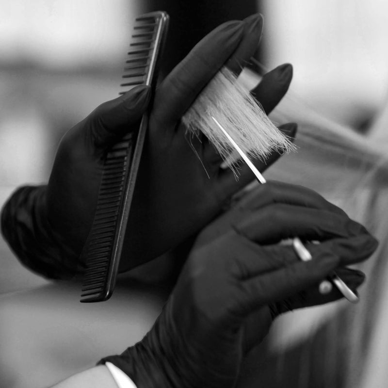 Bodyguards GL897 Black Nitrile Powder Free Examination Gloves | Black Nitrile Gloves for Hairdressing | 100 gloves per box | Medical Grade | www.theglovestore.co.uk